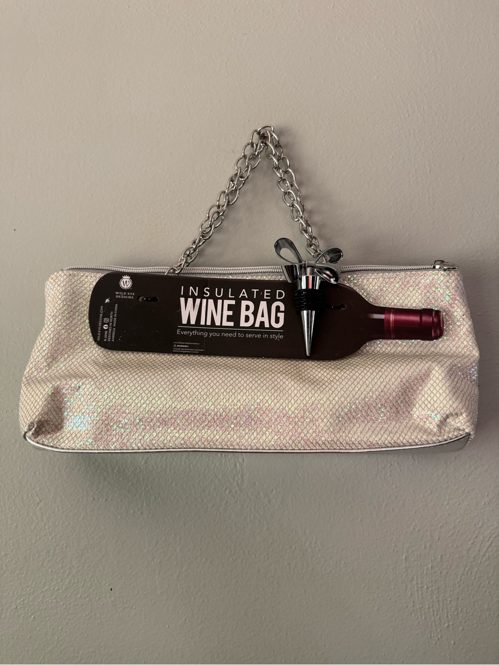 Insulated Iridescent Wine Bag with Chain Handle